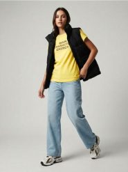 Bawełniana koszulka z napisem - yellow jeans. Żółte t-shirty damskie Sinsay, l, bez wzorów, z bawełny, bez kołnierzyka. Za 25.99 zł.