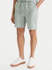 Guess Szorty materiałowe M6GD29 K3237 Zielony Regular Fit. Zielone szorty męskie Guess, m, z aplikacjami, z bawełny. Za 379.99 zł.