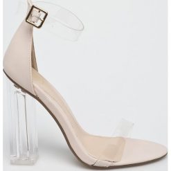 Missguided - Sandały. Szare sandały damskie Missguided, z materiału. W wyprzedaży za 129.90 zł.