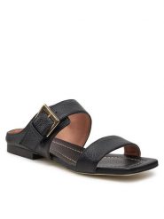 Pollini Klapki SA28251C0ITD0000 Czarny. Czarne klapki damskie Pollini, bez wzorów, ze skóry, bez obcasa. Za 1,799.00 zł.