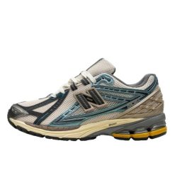 Buty do biegania New Balance 1906R zielone. Brązowe obuwie sportowe damskie New Balance, bez wzorów, ze skóry, do biegania. Za 1,416.99 zł.