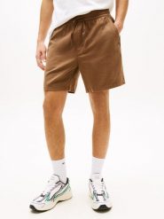 Tommy Jeans szorty z zawartością lnu Mężczyźni Bawełna brązowy, XXL. Brązowe szorty męskie Tommy Jeans, na lato, m, bez wzorów, z bawełny. Za 229.95 zł.