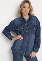 Granatowa Kurtka Jeansowa z Bawełny o Fasonie Oversize Claritia. Niebieskie kurtki damskie Born2be, m, bez wzorów, z bawełny, bez kaptura. Za 189.99 zł.
