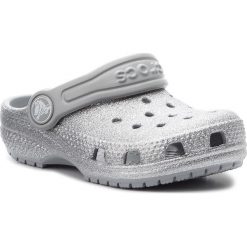 Klapki CROCS - Classic Glitter Clog K 205441 Silver. Sandały dziewczęce marki Crocs. Za 129.00 zł.