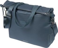 Torba BASIL MANHATTAN COMMUTER BICYCLE LAPTOP BAG, HOOK-ON, 12L, Wodoodporna, Navy (NEW 2025). Niebieskie torby na laptopa męskie BASIL, bez wzorów. Za 352.52 zł.