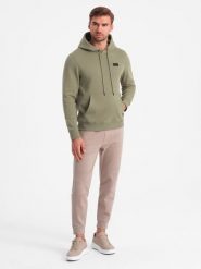 Bluza męska dresowa kangurka z kapturem i metalowym pinem – oliwkowa V2 - Rozmiar: XL. Zielone bluzy męskie Ombre Clothing, m, bez wzorów, z bawełny, z kapturem. W wyprzedaży za 89.99 zł.