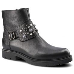 Botki damskie Carinii, ze skóry naturalnej i na płaskiej podeszwie, czarne, B4483_-J23-000-POL-D06. Czarne kozaki damskie Carinii, z jeansu, bez obcasa, na płaskiej podeszwie. Za 329.00 zł.