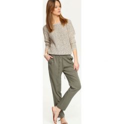 SWETER DŁUGI RĘKAW DAMSKI KLASYCZNY. Swetry damskie marki TOP SECRET. W wyprzedaży za 69.99 zł.