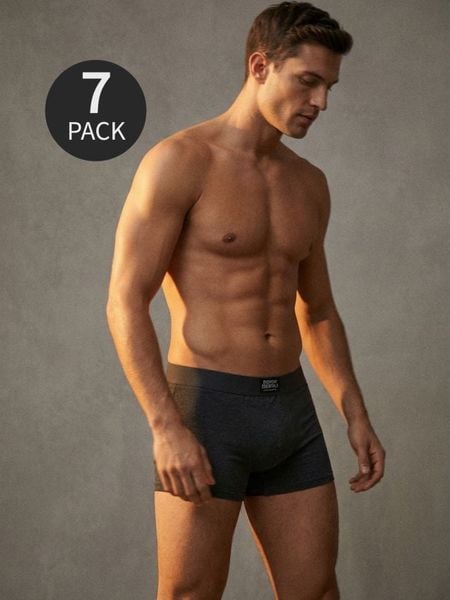 Bawełniane bokserki Classic 7 pack - szary. Szare bokserki męskie Sinsay, l, bez wzorów, z bawełny. Za 55.99 zł.