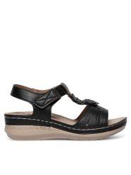 Clara Barson Sandały WYL0510-20 Czarny. Czarne sandały damskie Clara Barson, bez wzorów, z syntetyku, bez obcasa, na płaskiej podeszwie, bez zapięcia. Za 59.99 zł.