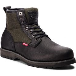Kozaki LEVI'S - 226789-931-59 Regular Black. Kozaki męskie marki Levi's. W wyprzedaży za 319.00 zł.