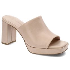 Beżowe Klapki Marco Tozzi Eleganckie Buty Na Obcasie. Brązowe klapki damskie Marco Tozzi, bez wzorów, ze skóry ekologicznej, bez obcasa, na obcasie, bez zapięcia. Za 199.00 zł.