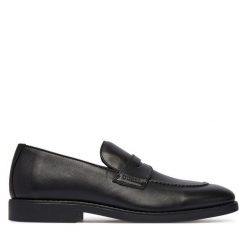 Półbuty Guess. Czarne eleganckie półbuty Guess, wizytowe, bez zapięcia. Za 584.99 zł.