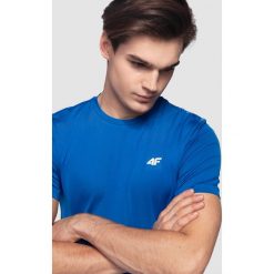 Koszulka treningowa męska TSMF300 - kobalt. T-shirty męskie 4f. W wyprzedaży za 39.99 zł.
