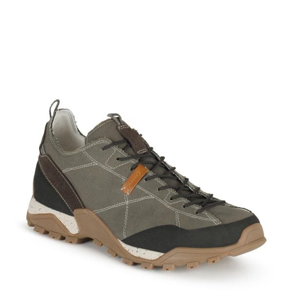Buty sportowe trekkingowe męskie Aku Nativa lekkie wytrzymałe. Zielone trekkingi męskie Aku, trekkingowe. Za 369.00 zł.