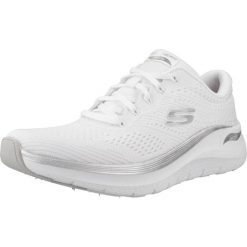 Buty do chodzenia damskie Skechers Bkrg Arch Fit. Białe obuwie sportowe damskie Skechers, bez wzorów, z materiału, do biegania, Skechers Sport. Za 392.00 zł.
