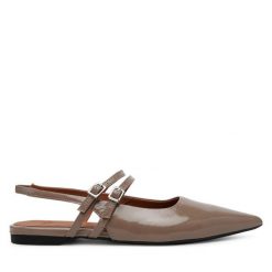 Sandały Vagabond Shoemakers. Brązowe sandały damskie Vagabond Shoemakers, bez wzorów, bez obcasa, na płaskiej podeszwie, bez zapięcia. Za 269.99 zł.