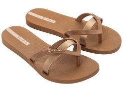 Klapki japonki plażowe damskie Ipanema Kirei brązowe r.37 modne. Brązowe klapki damskie Ipanema, bez wzorów, z gumy, eleganckie, bez obcasa. Za 79.00 zł.