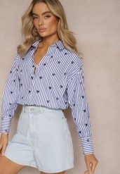 Granatowa Koszula z Bawełny w Paski z Wyhaftowanymi Serduszkami Aleriesa. Niebieskie bluzki damskie Renee, l, bez wzorów, z bawełny, bez kołnierzyka, bez ramiączek. Za 79.99 zł.