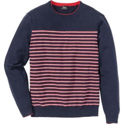 Sweter w paski Regular Fit bonprix ciemnoniebieski w paski. Swetry przez głowę męskie marki Giacomo Conti. Za 32.99 zł.