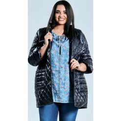 Granatowy metalizowany płaszcz - kurtka OVERSIZE PLUS SIZE WIOSNA. Kurtki damskie marki Moda Size Plus Iwanek. W wyprzedaży za 179.00 zł.