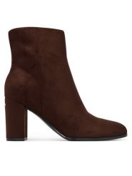 Guess Botki FLFBER SUE10 Brązowy ciemny. Brązowe botki damskie Guess, bez obcasa, na słupku, bez zapięcia. Za 544.99 zł.