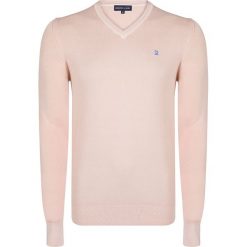 Sweter w kolorze jasnoróżowym. Czerwone swetry przez głowę męskie marki Giorgio di Mare, bez wzorów, z bawełny, bez kołnierzyka. W wyprzedaży za 128.95 zł.