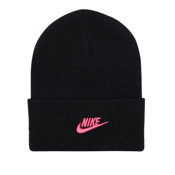 Czapka damska zimowa Nike PEAK FUTURA BEANIE. Czarne czapki i kapelusze damskie Nike, na zimę, bez wzorów. Za 119.00 zł.