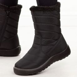 Czarne zimowe wodoodporne śniegowce damskie Jezzi 74839. Czarne śniegowce i trapery damskie Jezzi, z jeansu. Za 149.00 zł.