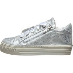 Skórzane sneakersy w kolorze srebrnym. Trampki i tenisówki dziewczęce Summershoes for Girls. W wyprzedaży za 152.95 zł.