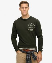 Superdry Bluza Surplus Graphic z bawełny – Washed Black. Czarne bluzy męskie Superdry., l, bez wzorów, z bawełny, bez kaptura. Za 378.40 zł.