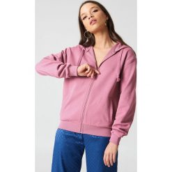 NA-KD Basic Bluza basic z kapturem - Pink. Bluzy damskie marki NA-KD Basic. Za 100.95 zł.