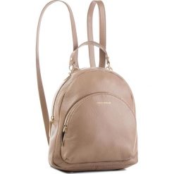 Plecak COCCINELLE - DS5 Alpha E1 DS5 14 01 01 Taupe N75. Szare plecaki damskie Coccinelle, ze skóry, klasyczne. Za 1,299.90 zł.