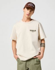 WRANGLER MĘSKA CZAPKA Z DASZKIEM WRANGLER LOGO CAP MOLE 112356874. Czapki i kapelusze męskie Wrangler, bez wzorów. Za 89.99 zł.