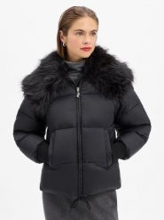 HUGO BLUE kurtka pikowana - Fuji Kobiety czarny, XS. Czarne kurtki damskie HUGO BLUE, xl, bez wzorów, prążkowane, bez kaptura. Za 699.95 zł.