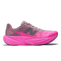 Buty męskie New Balance FuelCell Rebel v5 MFCX30X – różowe. Czerwone buty sportowe męskie New Balance, z gumy, bez zapięcia, do biegania. Za 699.99 zł.