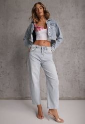 Niebieskie Jeansy Mom Fit z Bawełną High Waist Wentren. Niebieskie jeansy damskie Renee, z podwyższonym stanem. Za 99.99 zł.