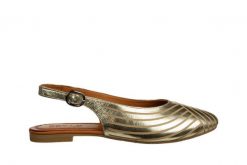 Sandały Bayla-161 037 117 125 Gold Kristal 161685, Złoty, Skóra naturalna - 37. Żółte sandały damskie Bayla, bez wzorów, z materiału, bez obcasa, na płaskiej podeszwie, bez zapięcia. W wyprzedaży za 152.10 zł.