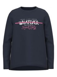 NAME IT Bluzka 13218897 Granatowy Relaxed Fit. Niebieskie bluzki dla dziewczynek Name it, bez wzorów, z bawełny, bez ramiączek. Za 49.99 zł.