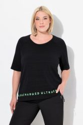 Damskie T-shirt napisy na rąbku klasyczny krój okrągły dekolt rękaw 1/2. Czarne t-shirty damskie Ulla Popken, plus size, bez wzorów, z dżerseju, klasyczne, bez kołnierzyka. Za 159.99 zł.