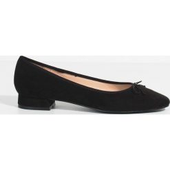 Parfois - Baleriny. Szare baleriny damskie Parfois, z materiału. W wyprzedaży za 59.90 zł.