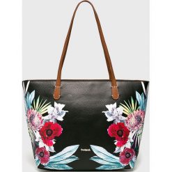 Desigual - Torebka. Torby na ramię damskie Desigual. W wyprzedaży za 199.90 zł.