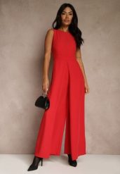 Czerwony Taliowany Kombinezon Ozdobiony Zakładkami Berinola. Czerwone sukienki damskie Renee, na imprezę, l, bez wzorów, eleganckie, bez kołnierzyka, bez ramiączek, oversize. Za 149.99 zł.