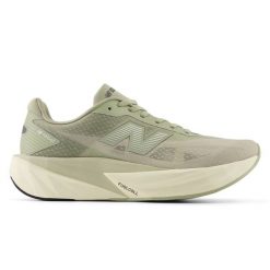 Buty męskie New Balance FuelCell Rebel v5 MFCX5N9 – zielone. Zielone buty sportowe męskie New Balance, z gumy, bez zapięcia, do biegania. Za 699.99 zł.