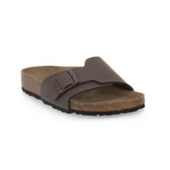 Klapki damskie Birkenstock Catalina. Brązowe klapki damskie Birkenstock, bez wzorów, z materiału, bez obcasa. Za 537.00 zł.