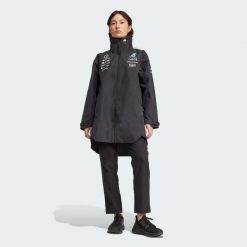 Kurtka Mercedes - Amg Petronas Formula One Team Myshelter. Białe kurtki damskie Adidas, l, bez wzorów, z materiału, bez kaptura. Za 1,599.00 zł.