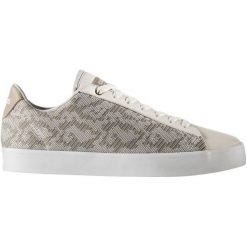 Adidas CF Daily QT Clean W Chalk White/Pearl Grey Footwear/Icey Pink 38.0. Białe obuwie sportowe damskie Adidas, bez wzorów, z materiału. W wyprzedaży za 219.00 zł.