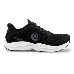 Damskie buty do biegania Topo Athletic Fli-Lyte 5. Białe obuwie sportowe damskie Topo Athletic, bez wzorów, do biegania. Za 612.50 zł.
