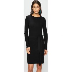 Jacqueline de Yong - Sukienka. Sukienki damskie marki Jacqueline de Yong. Za 129.90 zł.
