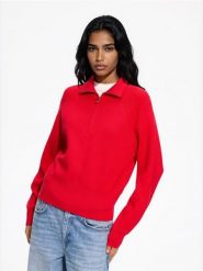 Sweter z zapięciem na zamek - czerwony. Czerwone swetry damskie Reserved, l, bez wzorów, z dzianiny, bez kołnierzyka, bez ramiączek, bez kaptura. Za 129.99 zł.